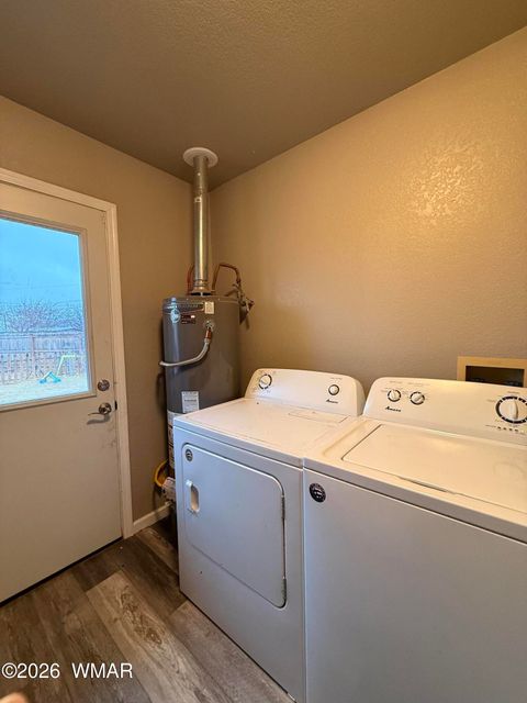 Tiny photo for 207 W Carlos Avenue, Holbrook, AZ 86025 (MLS # 259566)