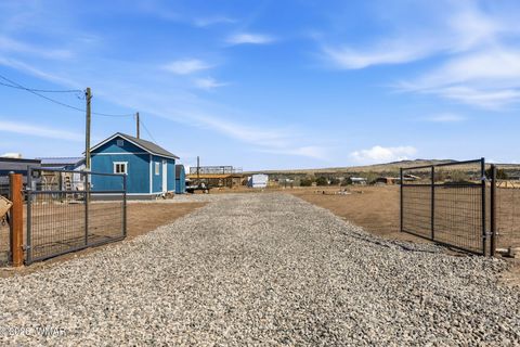 Photo of 1601 E Becker Lane, Springerville, AZ 85938 (MLS # 260318)