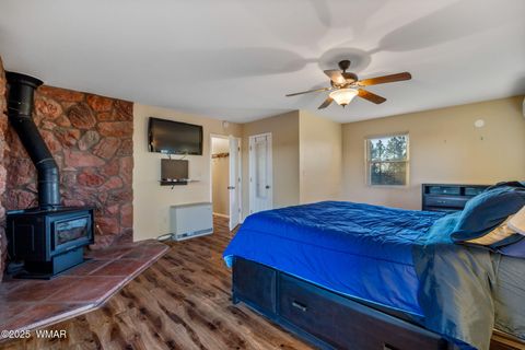 Tiny photo for 2901 Ridge Circle, Overgaard, AZ 85933 (MLS # 255738)