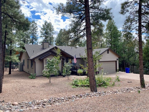 Photo of 725 Pine Spruce Lane, Pinetop, AZ 85935 (MLS # 263290)