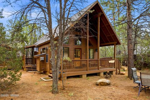 Photo of 2755 Fox Trail, Overgaard, AZ 85933 (MLS # 258737)