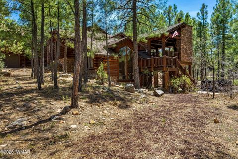 Tiny photo for 40 S Cliffrose Lane, Show Low, AZ 85901 (MLS # 260918)