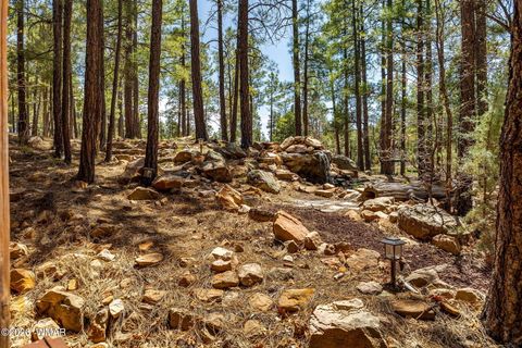 Tiny photo for 40 S Cliffrose Lane, Show Low, AZ 85901 (MLS # 260918)