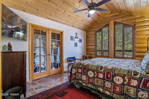 Tiny photo for 40 S Cliffrose Lane, Show Low, AZ 85901 (MLS # 260918)