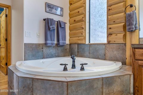 Tiny photo for 40 S Cliffrose Lane, Show Low, AZ 85901 (MLS # 260918)