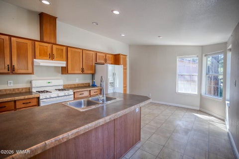 Tiny photo for 1481 N 22nd Drive, Show Low, AZ 85901 (MLS # 263449)