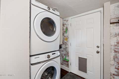 Tiny photo for 2201 W Thornton Road, Show Low, AZ 85901 (MLS # 262885)