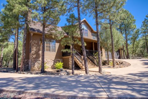 Photo of 915 Lakeshore Drive, Lakeside, AZ 85929 (MLS # 258097)