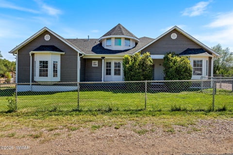 Photo of 927 W Siesta Drive, Taylor, AZ 85939 (MLS # 262927)