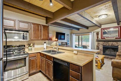 Tiny photo for 4563 Resort Loop, Pinetop, AZ 85935 (MLS # 261163)