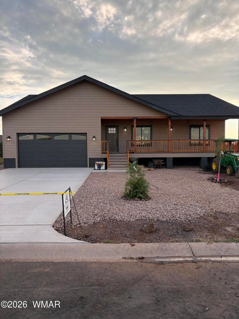 Photo of 1060 S Ridge Creek Lane, Show Low, AZ 85901 (MLS # 263322)