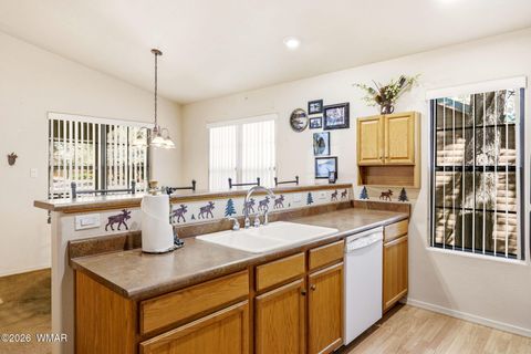 Tiny photo for 2690 Palomino Trail, Overgaard, AZ 85933 (MLS # 260262)