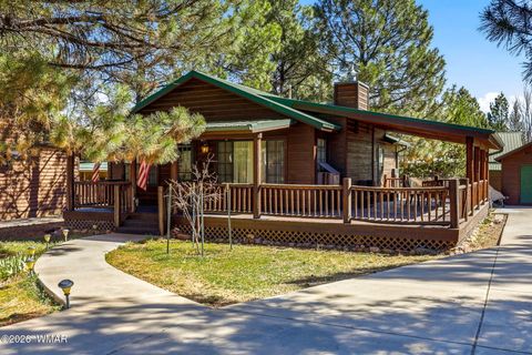 Tiny photo for 2690 Palomino Trail, Overgaard, AZ 85933 (MLS # 260262)