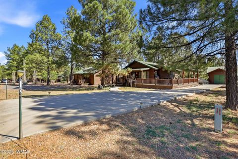 Tiny photo for 2690 Palomino Trail, Overgaard, AZ 85933 (MLS # 260262)