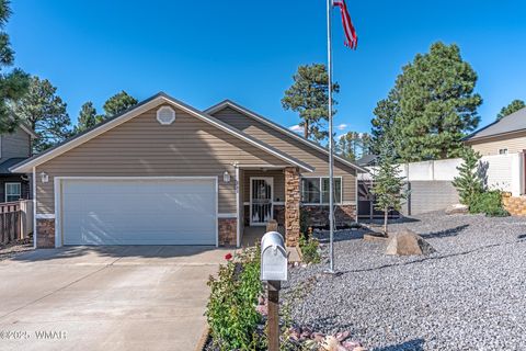 Photo of 261 N Canyon Loop, Show Low, AZ 85901 (MLS # 258002)