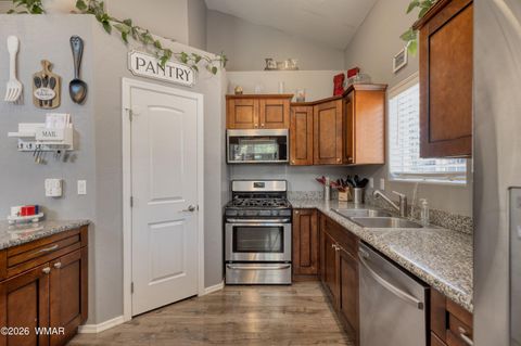 Tiny photo for 20 N Fox RUN, Show Low, AZ 85901 (MLS # 261125)