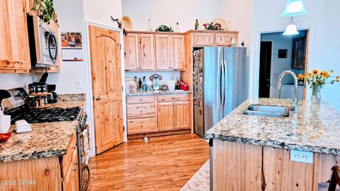 Tiny photo for 4790/4800 W Mountain Hollow Loop, Show Low, AZ 85901 (MLS # 258806)