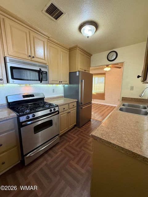 Tiny photo for 318 W Buffalo Street, Holbrook, AZ 86025 (MLS # 259048)