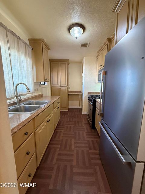 Tiny photo for 318 W Buffalo Street, Holbrook, AZ 86025 (MLS # 259048)