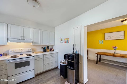 Tiny photo for 614 W Arizona Street, Holbrook, AZ 86025 (MLS # 262666)