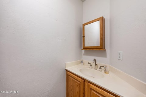 Tiny photo for 2917 Lodgepole RD, Overgaard, AZ 85933 (MLS # 261599)
