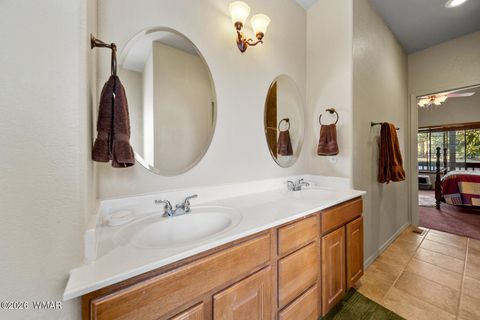 Tiny photo for 2940 Constellation Lane, Overgaard, AZ 85933 (MLS # 260023)