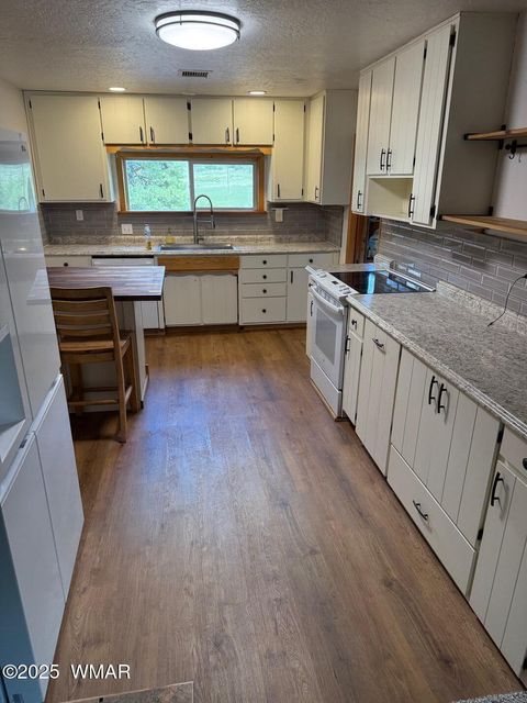 Tiny photo for 96 Co Rd 2180, Nutrioso, AZ 85932 (MLS # 256660)
