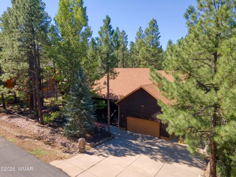 Tiny photo for 2745 Blue Lake Circle, Pinetop, AZ 85935 (MLS # 259361)