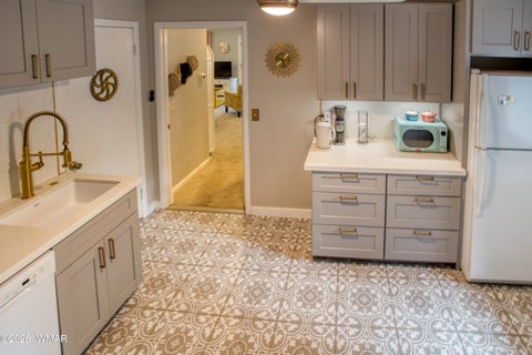 Tiny photo for 3042 Mark Twain Drive, Pinetop, AZ 85935 (MLS # 260876)