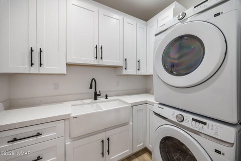 Tiny photo for 2765 W Villa Loop, Show Low, AZ 85901 (MLS # 261191)