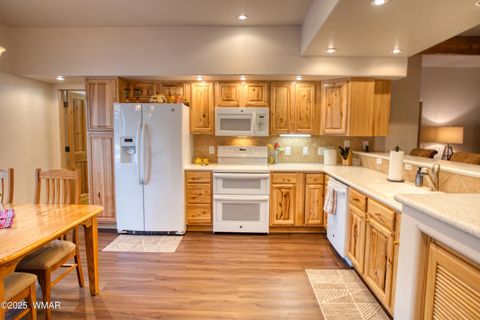 Tiny photo for 2566 Village Loop #19, Pinetop, AZ 85935 (MLS # 258139)