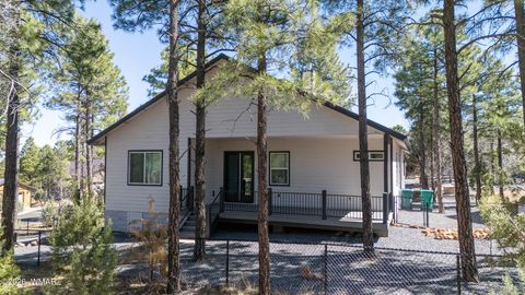 Tiny photo for 1040 S Redberry Drive, Show Low, AZ 85901 (MLS # 259974)
