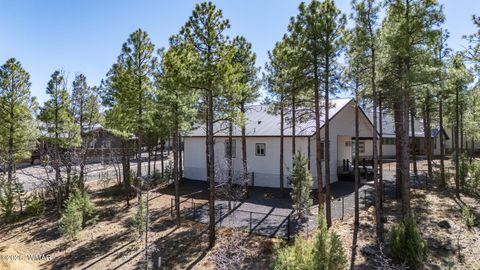 Tiny photo for 1040 S Redberry Drive, Show Low, AZ 85901 (MLS # 259974)