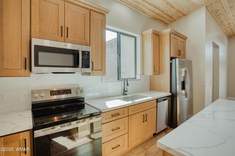 Photo of 4646 West Tatanka Loop, Show Low, AZ 85901 (MLS # 258101)