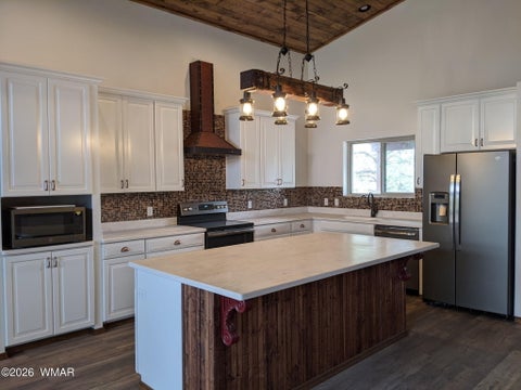 Tiny photo for 2207 Four Point Circle, Overgaard, AZ 85933 (MLS # 262026)
