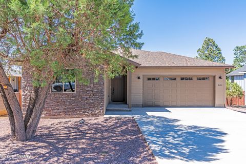 Photo of 840 E Blue Jay Ln, Show Low, AZ 85901 (MLS # 260657)