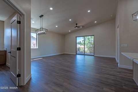 Tiny photo for 840 E Blue Jay Ln, Show Low, AZ 85901 (MLS # 260657)