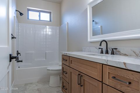 Tiny photo for 840 E Blue Jay Ln, Show Low, AZ 85901 (MLS # 260657)