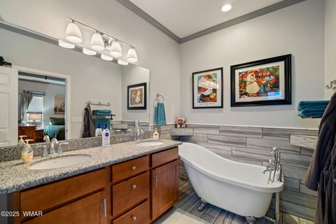 Tiny photo for 721 S Reynolds Lane, Show Low, AZ 85901 (MLS # 259585)