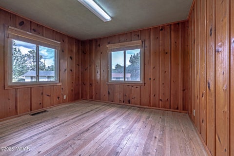 Tiny photo for 1421 W Nikolaus, Show Low, AZ 85901 (MLS # 262988)
