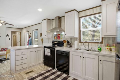 Tiny photo for 3373 Mogollon Dr, Overgaard, AZ 85933 (MLS # 258326)