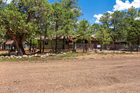 Tiny photo for 2172 Tenderfoot Trail, Overgaard, AZ 85933 (MLS # 263083)