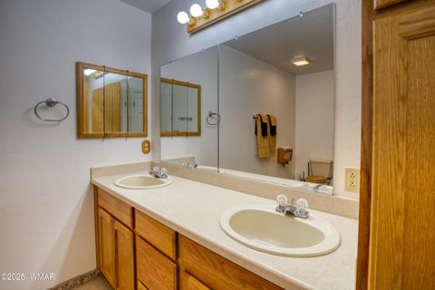 Tiny photo for 949 Geronimo Lane, Show Low, AZ 85901 (MLS # 258288)
