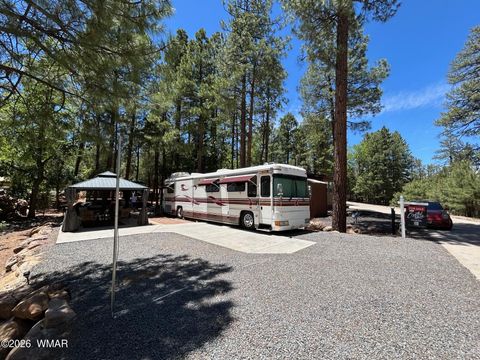 Photo of 2240 E Lariat Way, Show Low, AZ 85901 (MLS # 261487)