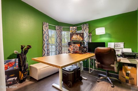 Tiny photo for 220 S 10Th Avenue, Show Low, AZ 85901 (MLS # 261257)