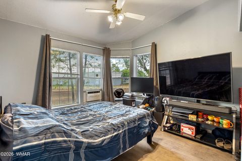 Tiny photo for 220 S 10Th Avenue, Show Low, AZ 85901 (MLS # 261257)