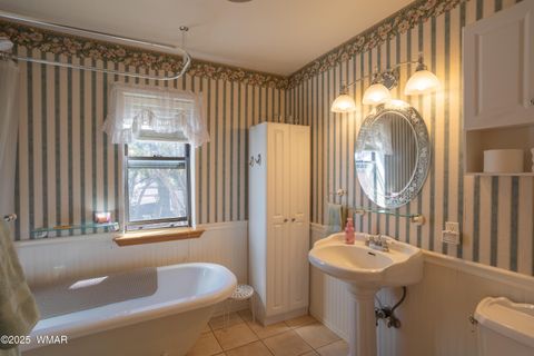 Tiny photo for 177 Palomino Circle, Vernon, AZ 85940 (MLS # 258338)