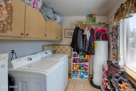 Tiny photo for 177 Palomino Circle, Vernon, AZ 85940 (MLS # 258338)