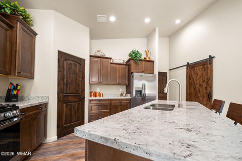 Photo of 3160 N Eagle Landing Road, Show Low, AZ 85901 (MLS # 259752)