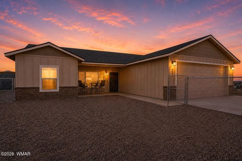 Photo of 660 S Foothills Boulevard, Taylor, AZ 85939 (MLS # 260808)